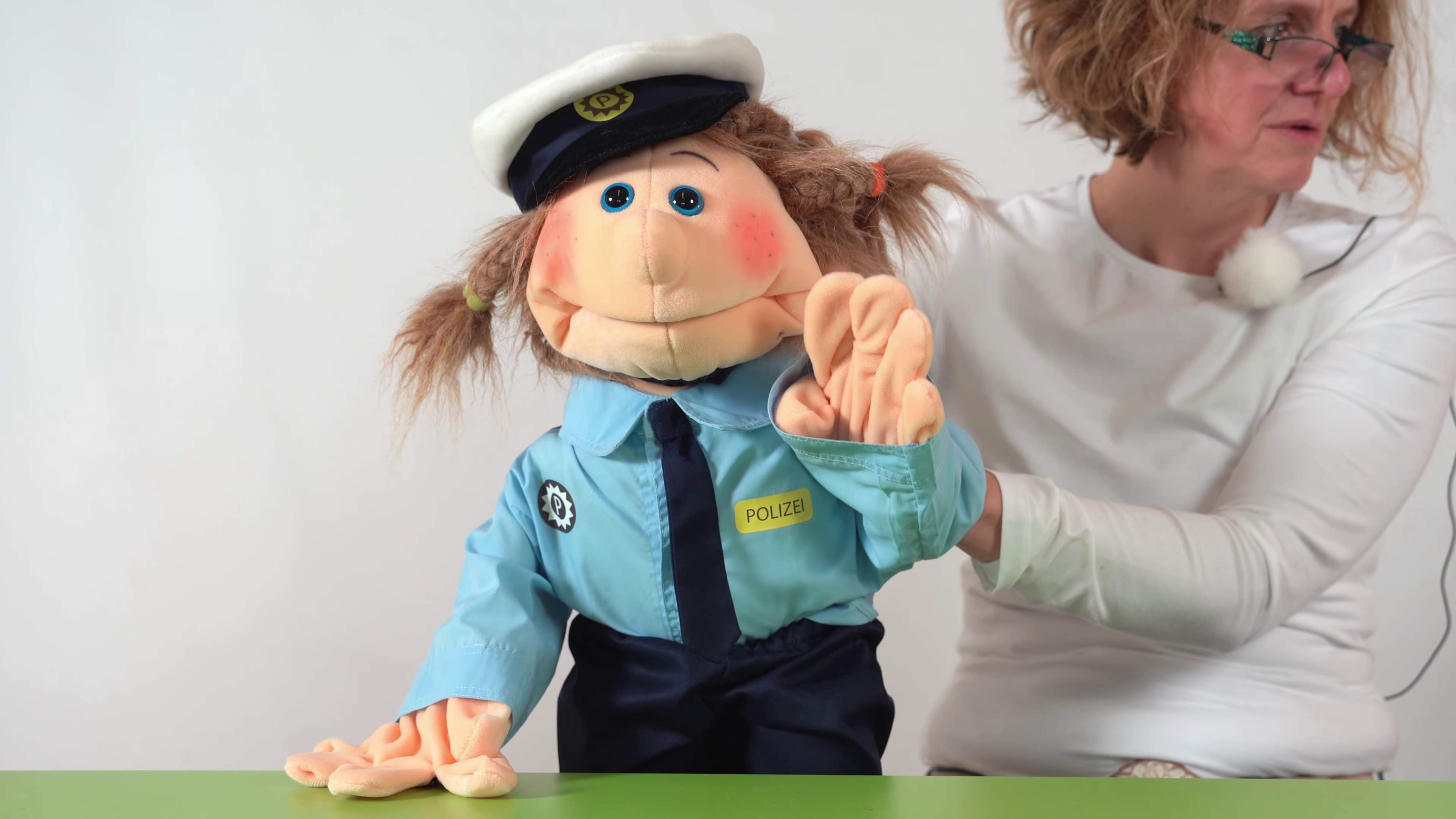 Living Puppets Polizei Kleidungsset 3-teilig (für Handpuppen 65 cm) Demo