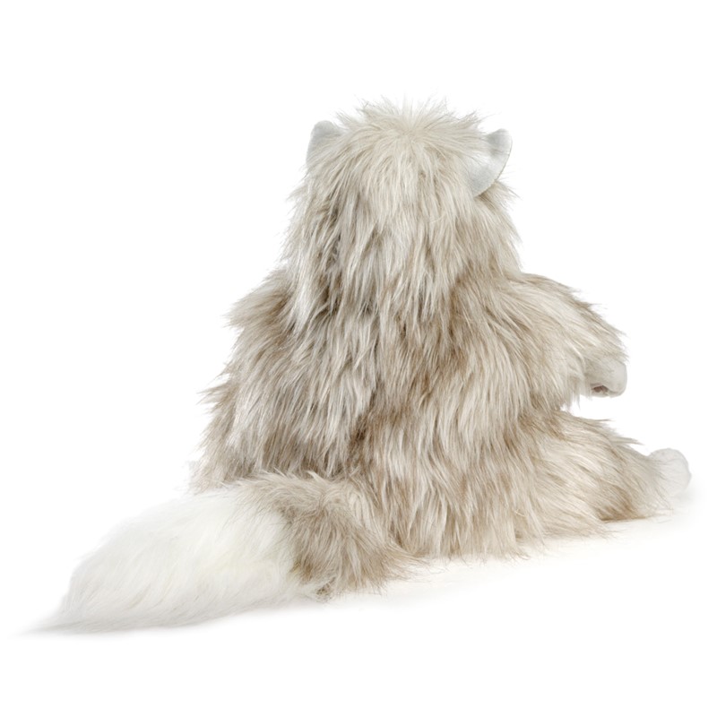 Folkmanis Handpuppe pummelige Katze von hinten mit langem beige-grauem Fell, weißem Schwanz und silbergrauen Ohren