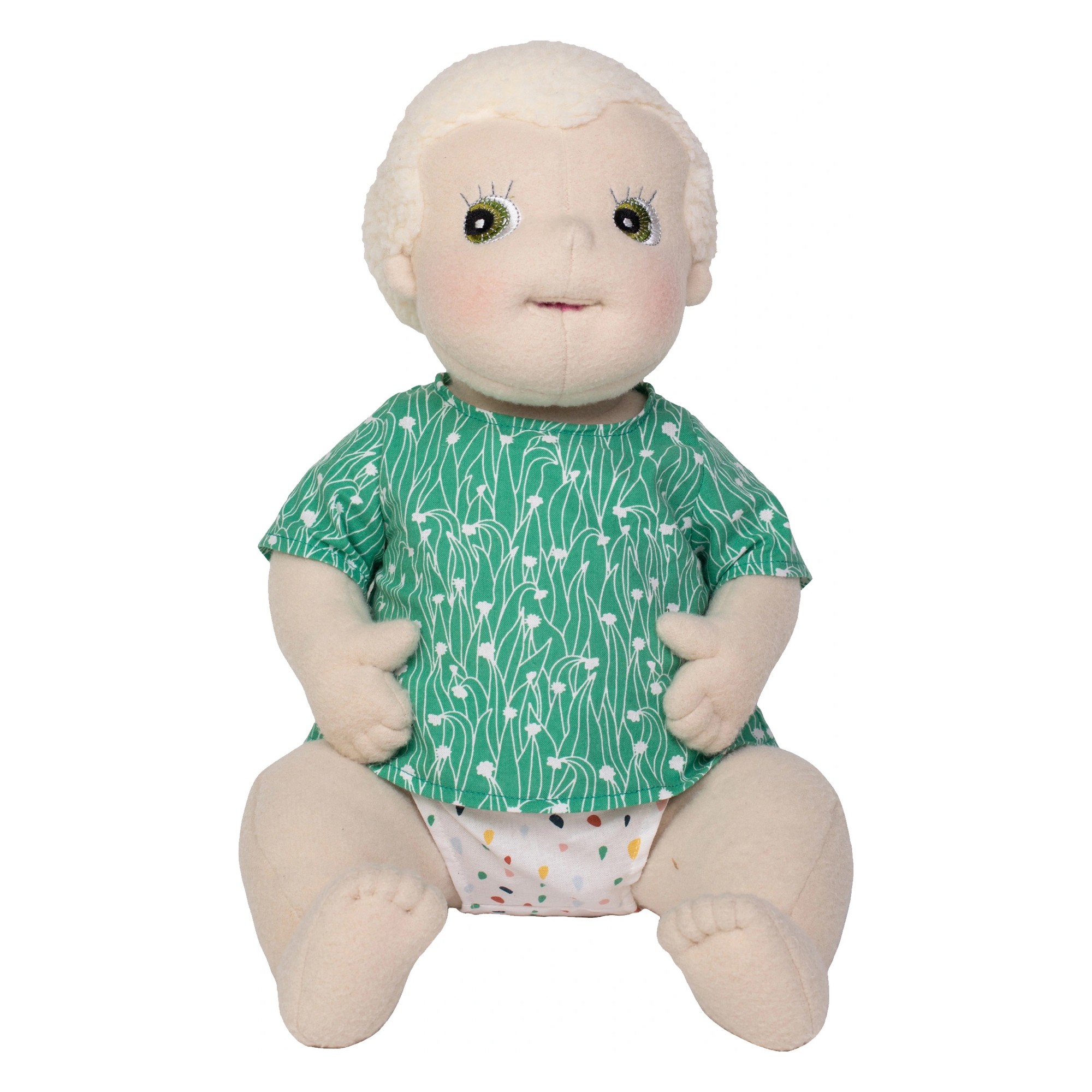 Rubens Barn Baby-Puppe Carl mit hellem Haar, grün gemustertem Shirt und bunter Windelhose, sitzend