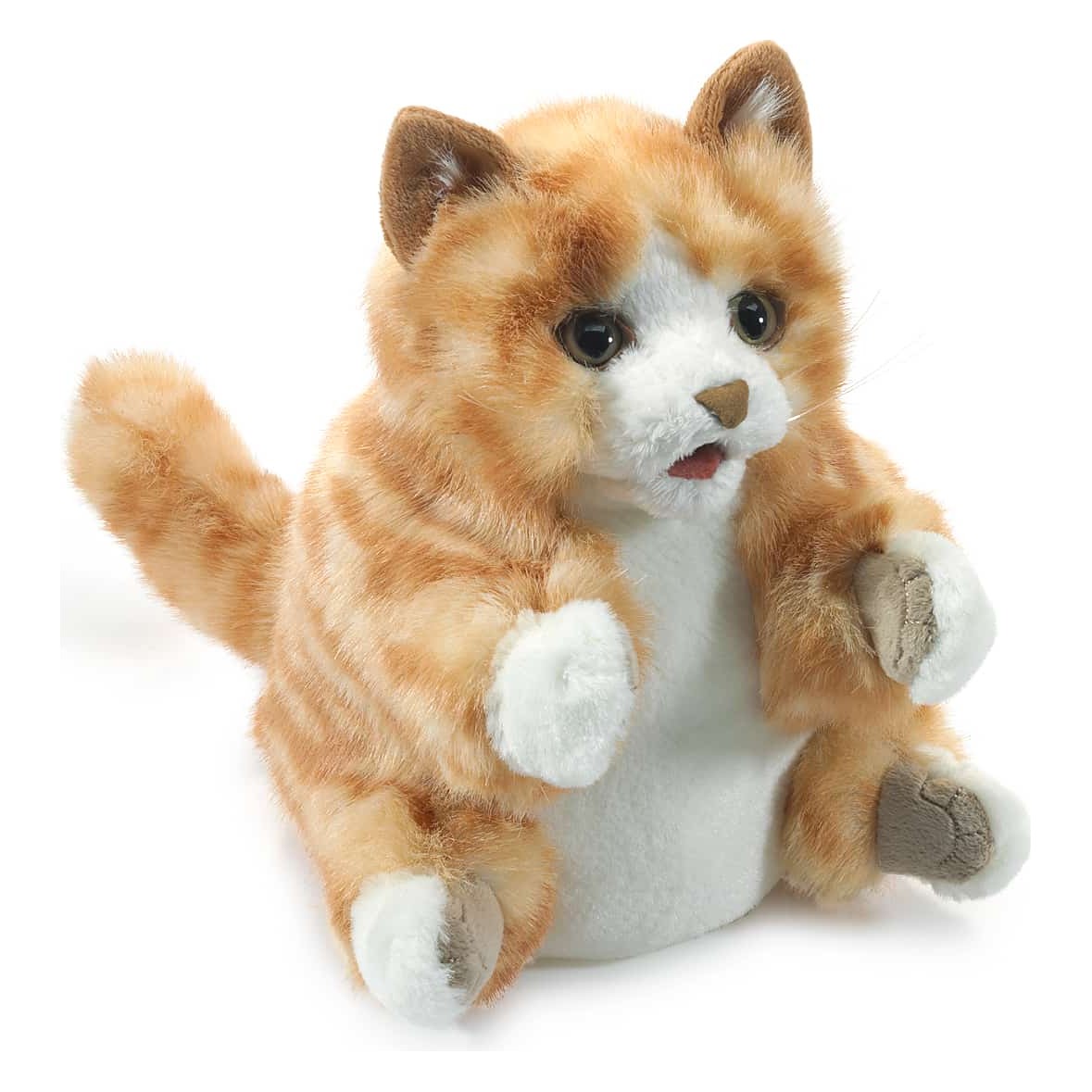Folkmanis Handpuppe Kätzchen orange-braun mit weißer Brust und aufgerichtetem Schwanz in Frontalansicht