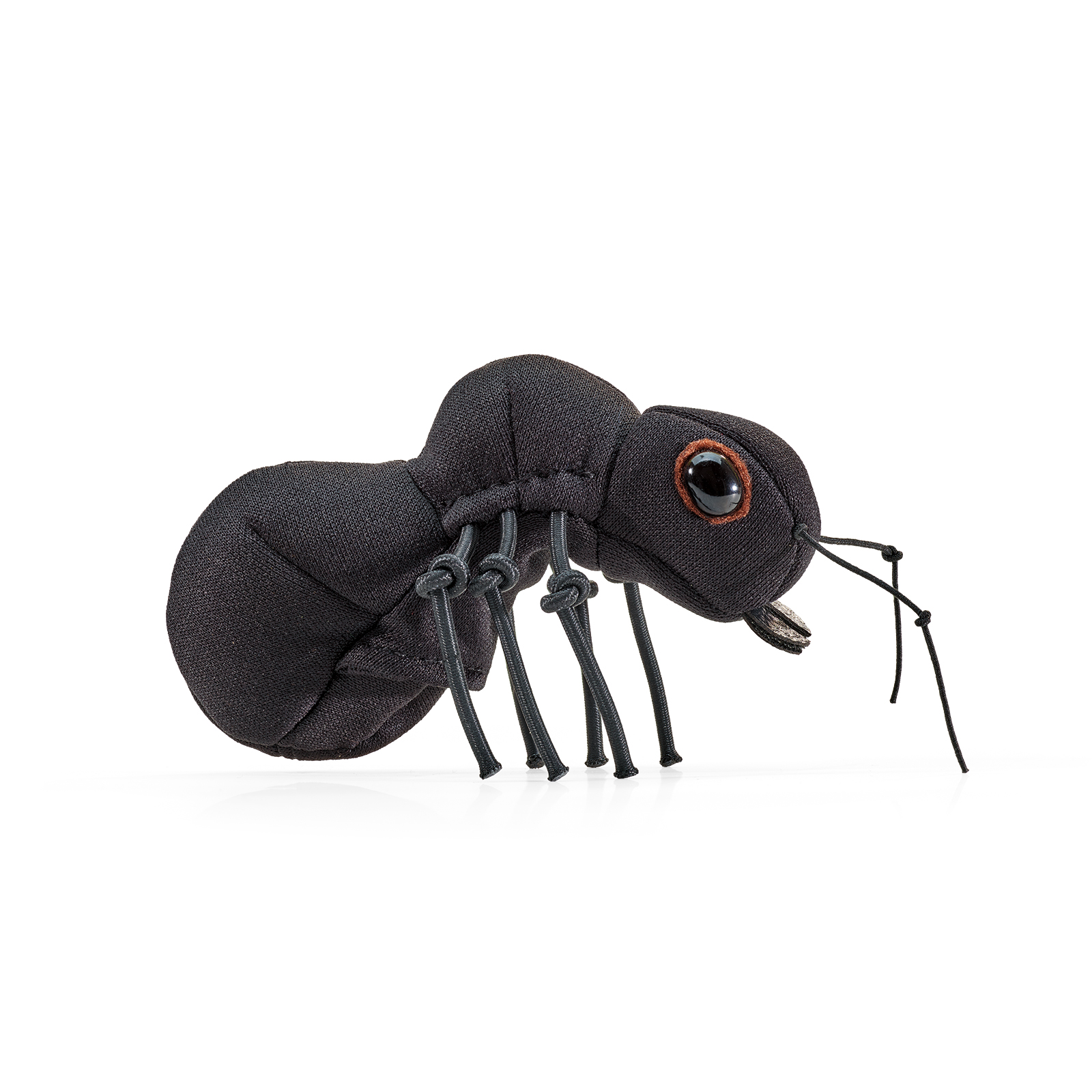Folkmanis Fingerpuppe mini Ameise in Schwarz, Seitenansicht, mit sechs Beinchen und orangerot umrandeten Augen