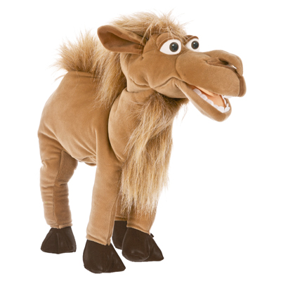Living Puppets hand puppet Kalle the camel with light brown plush fur, shaggy mane and open mouth, standing in side view