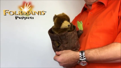 Folkmanis Handpuppe Bär im Baumstumpf Demo 2