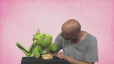 Living Puppets hand puppet Filippo the dragon Demo