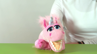 Living Puppets Handpuppe Einhorn Hörnchen Demo