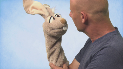Living Puppets Strumpfhandpuppe Hase Mampfred - Quasselwurm Demo
