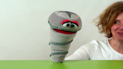 Living Puppets Handpuppe Schreckschraube Demo