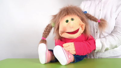 Living Puppets Handpuppe Caro Demo